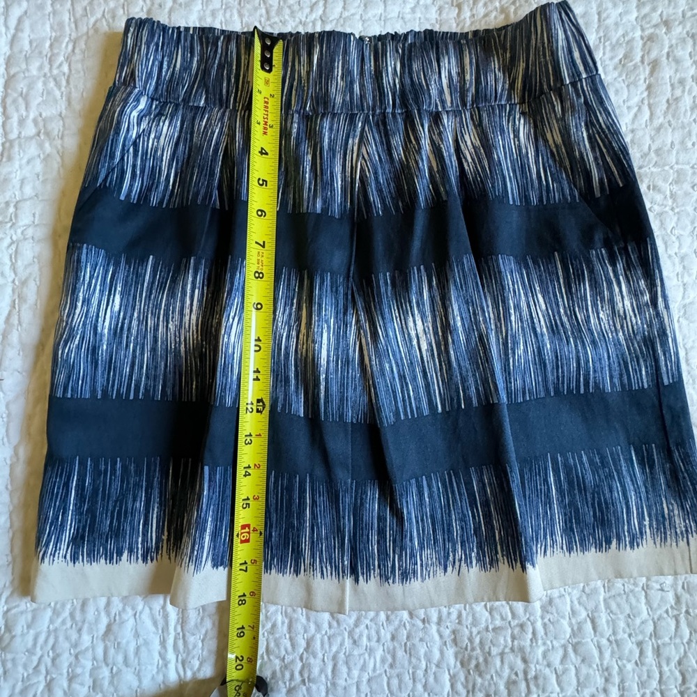 Banana Republic short box pleated skirt size Petite Medium